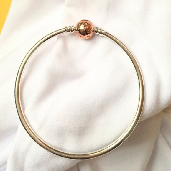 NWOT Pandora Rose Gold Ball Clasp Bangle - Picture 4 of 4